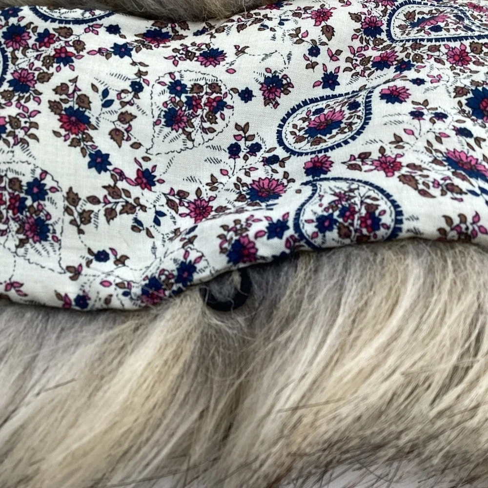 Faux‎ Fur Stole Wrap Tan Brown Paisley Floral Lining